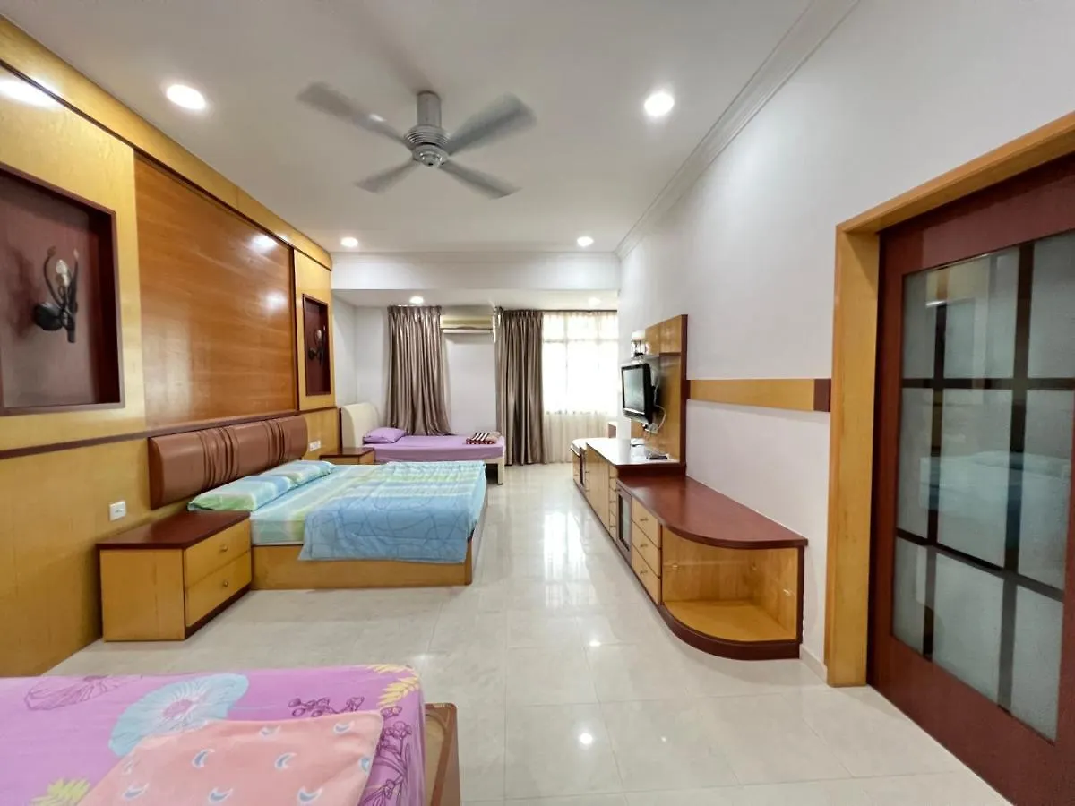Jiaxin Homestay Desa Terbau 家馨民宿 新山
