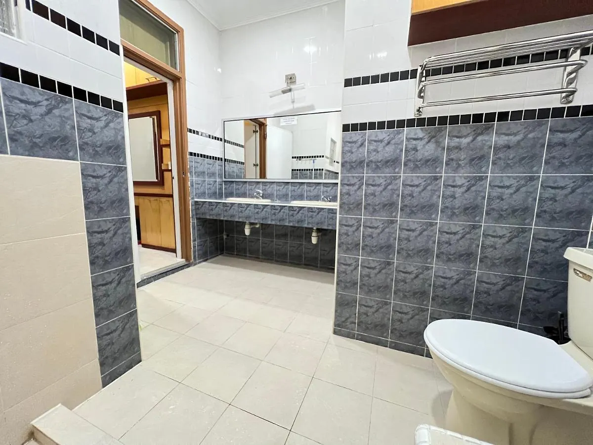 Jiaxin Homestay Desa Terbau 家馨民宿 新山