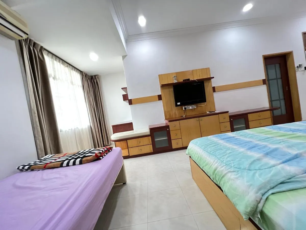 Jiaxin Homestay - Desa Terbau 家馨民宿 Johor Bahru