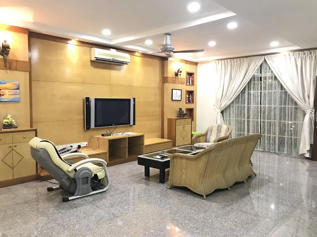 Jiaxin Homestay Desa Terbau 家馨民宿 新山
